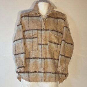 ACOA SZ M\L Plaid button front jacket or shacket warm travel gorpore street wear